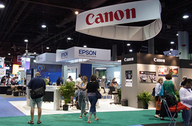 500を越える出展社数の企業ブース